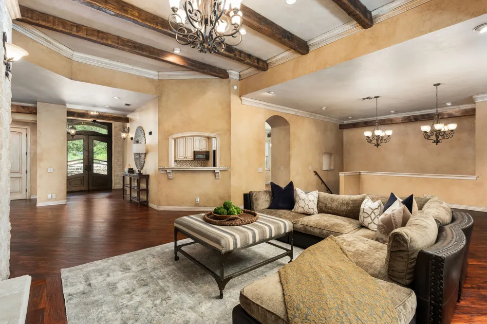 2305 Barton Creek Boulevard #29 Austin, TX 78735