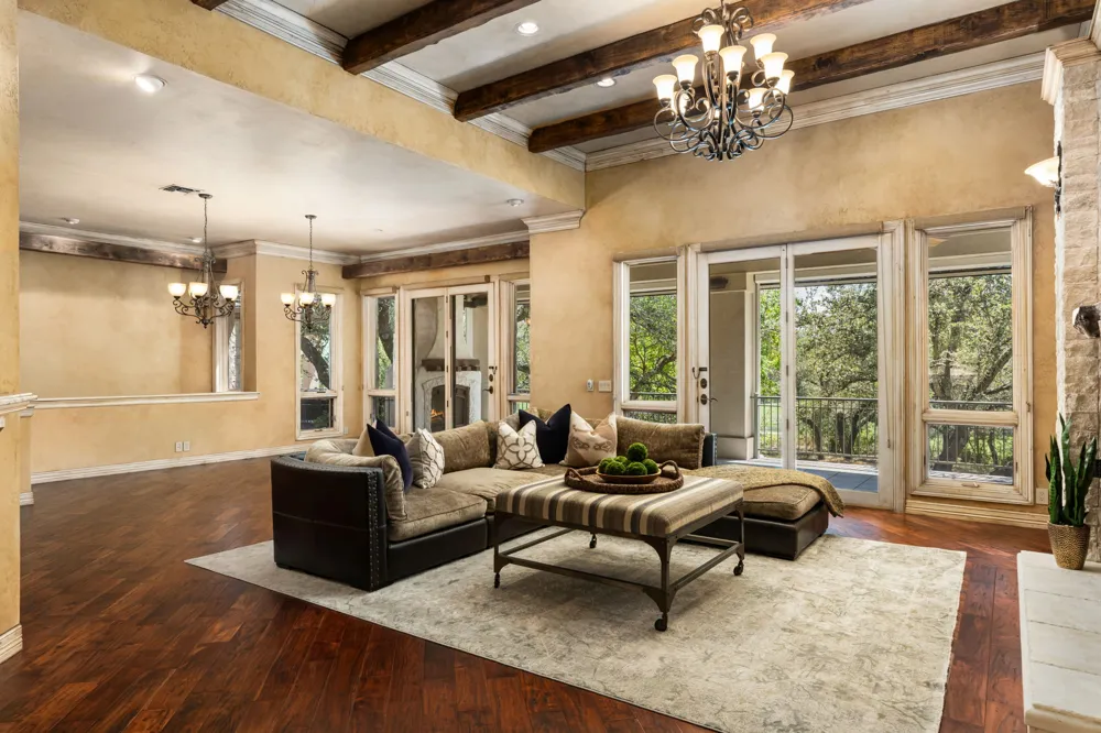 2305 Barton Creek Boulevard #29 Austin, TX 78735