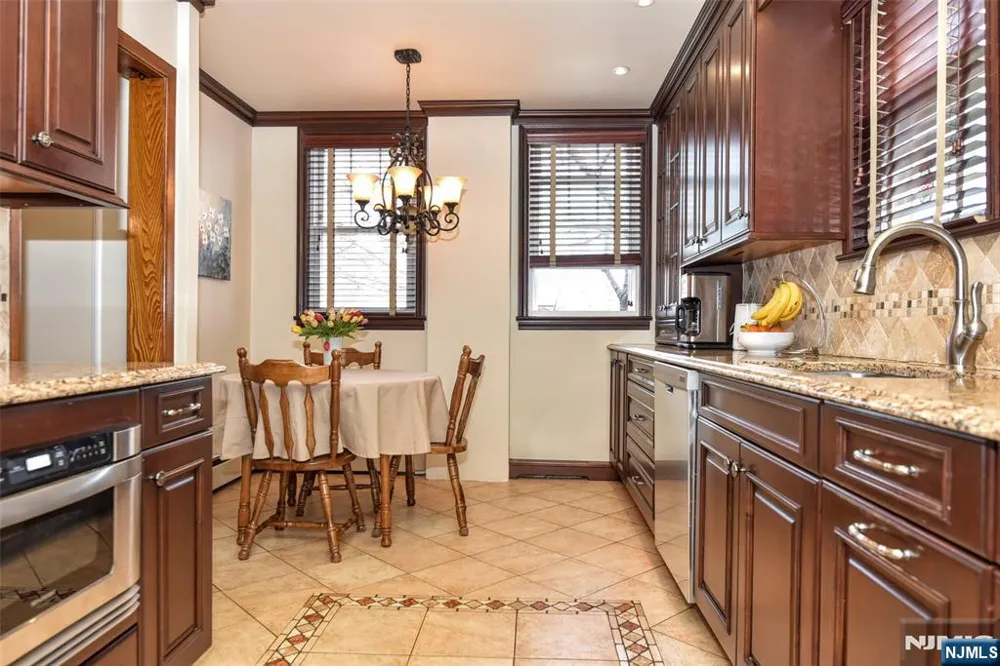 519 Saint Pauls Avenue Cliffside Park, NJ 07010