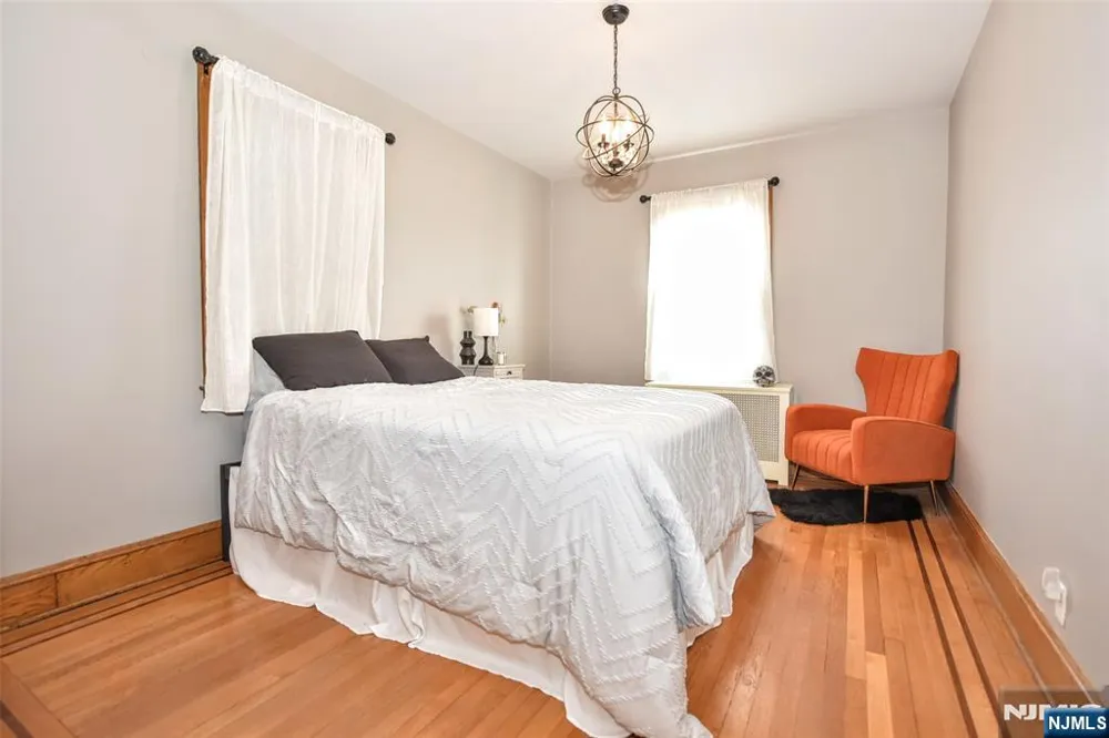519 Saint Pauls Avenue Cliffside Park, NJ 07010