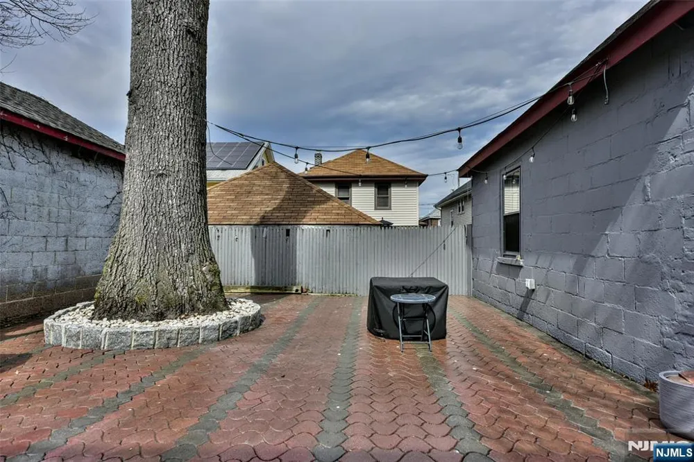 519 Saint Pauls Avenue Cliffside Park, NJ 07010