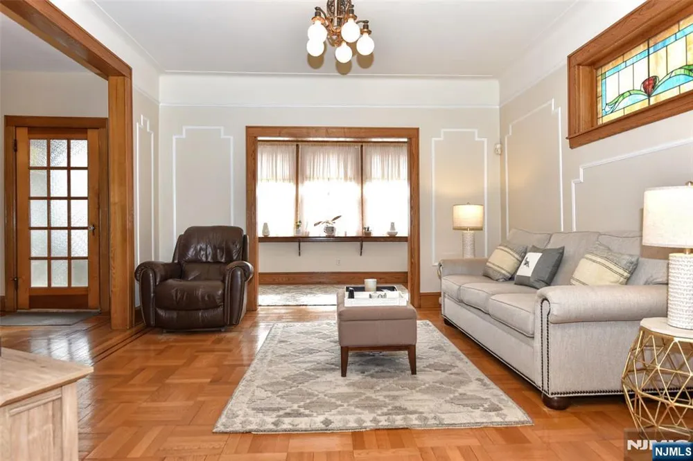 519 Saint Pauls Avenue Cliffside Park, NJ 07010
