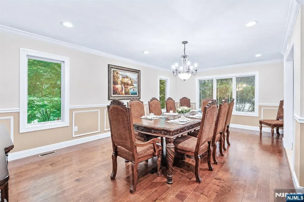307 Daffodil Drive Norwood, NJ 07648