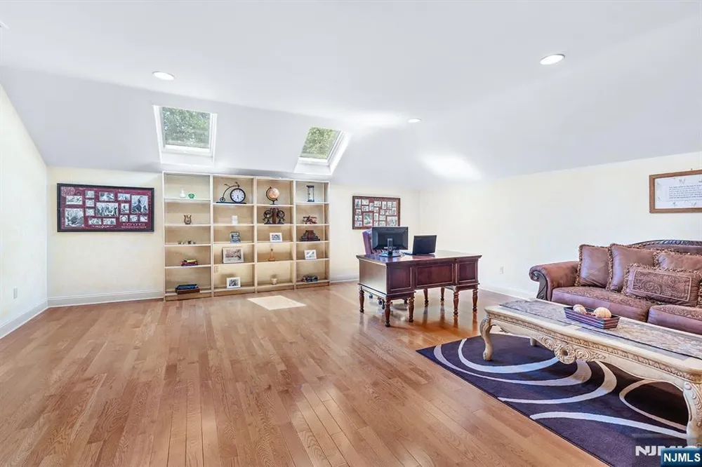 307 Daffodil Drive Norwood, NJ 07648