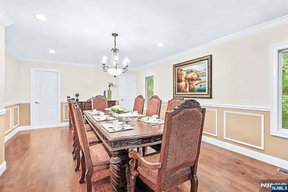 307 Daffodil Drive Norwood, NJ 07648