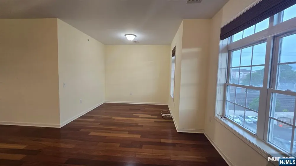 104 Elizabeth Avenue 409 Linden, NJ 07036