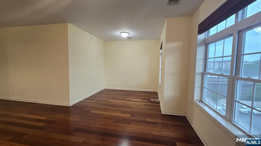 104 Elizabeth Avenue 409 Linden, NJ 07036
