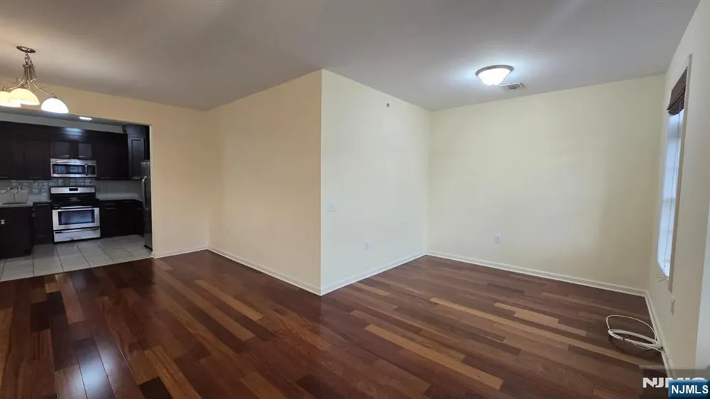 104 Elizabeth Avenue 409 Linden, NJ 07036