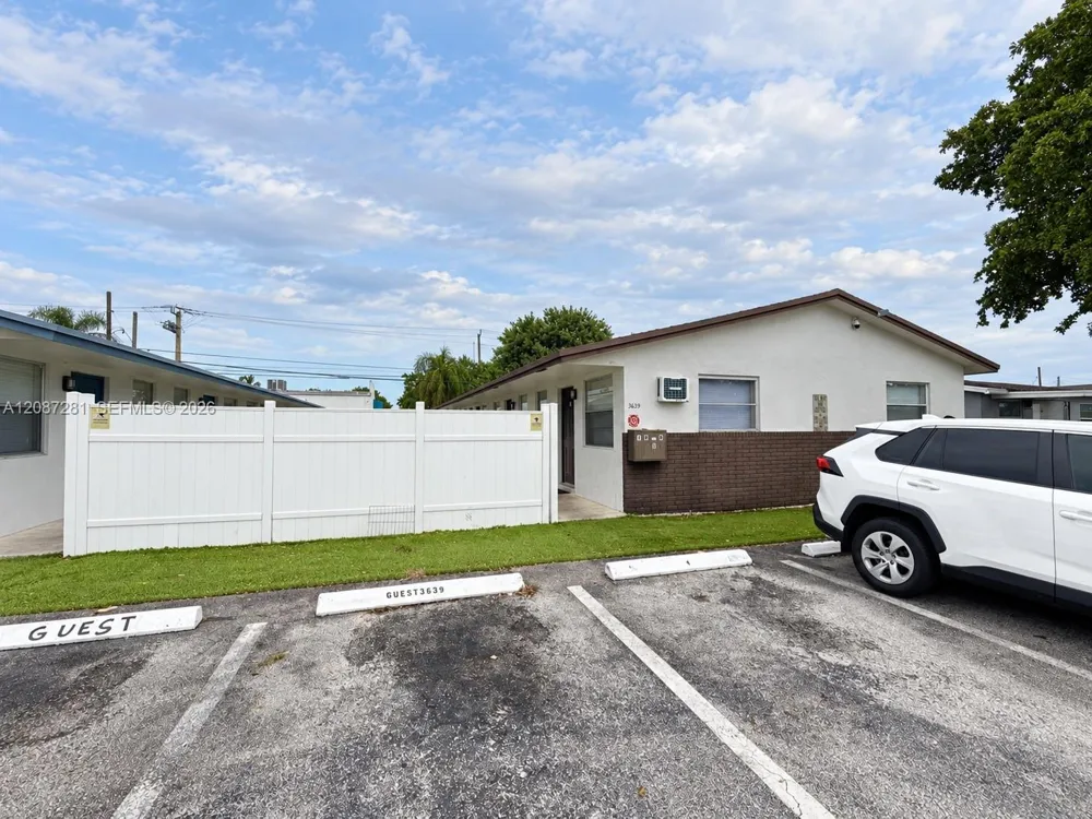 3639 SW 13th Ct #4 Fort Lauderdale, FL 33312