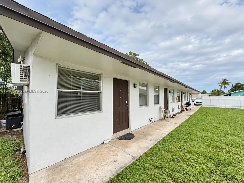 3639 SW 13th Ct #4 Fort Lauderdale, FL 33312