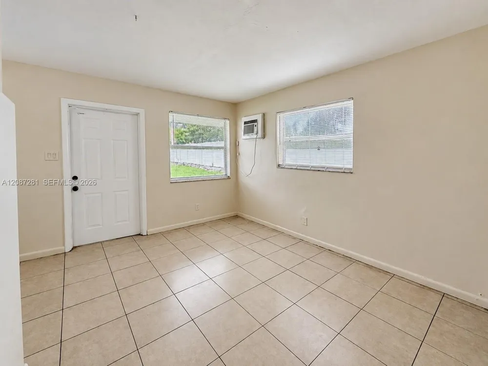3639 SW 13th Ct #4 Fort Lauderdale, FL 33312