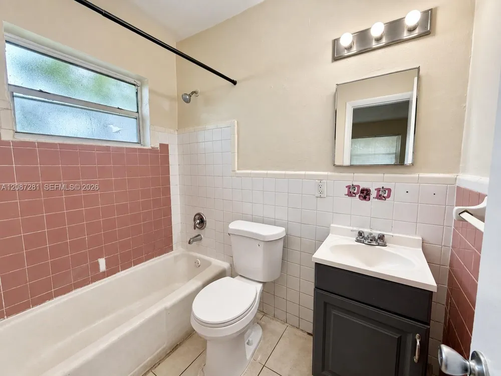 3639 SW 13th Ct #4 Fort Lauderdale, FL 33312