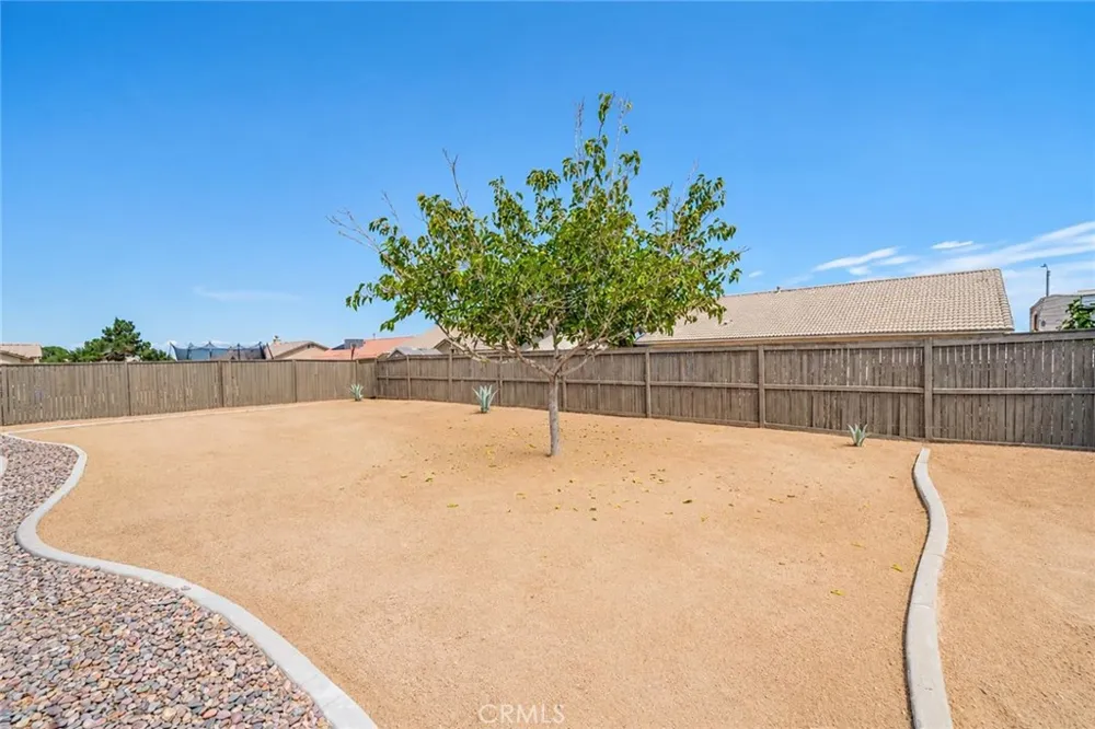 15205 Stone Street Adelanto, CA 92301