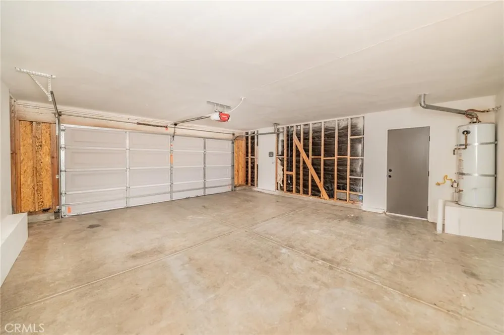 15205 Stone Street Adelanto, CA 92301