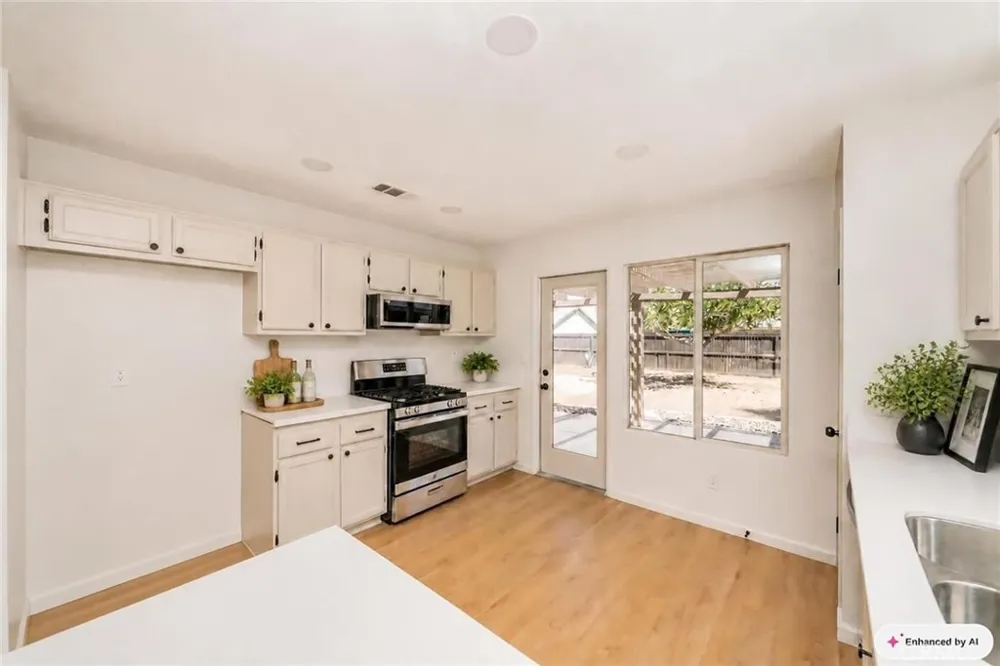 15205 Stone Street Adelanto, CA 92301