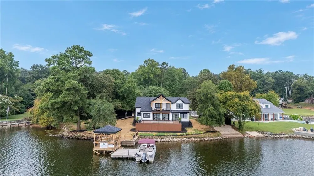 216 Lake Pines Lane Lexington, NC 27292