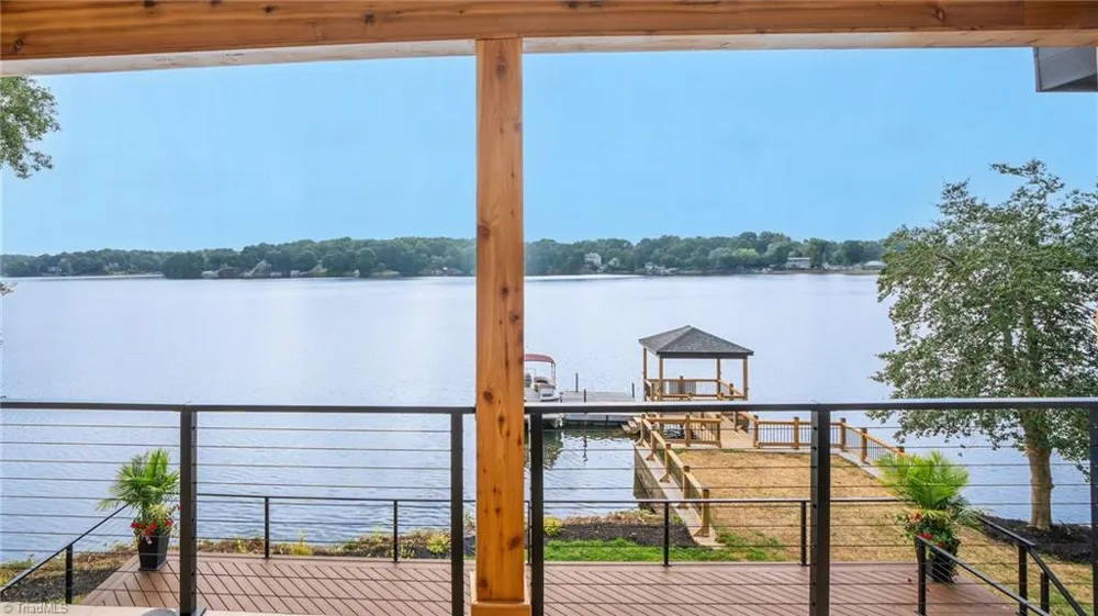 216 Lake Pines Lane Lexington, NC 27292