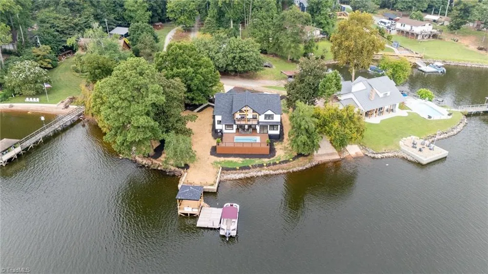 216 Lake Pines Lane Lexington, NC 27292