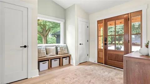 216 Lake Pines Lane