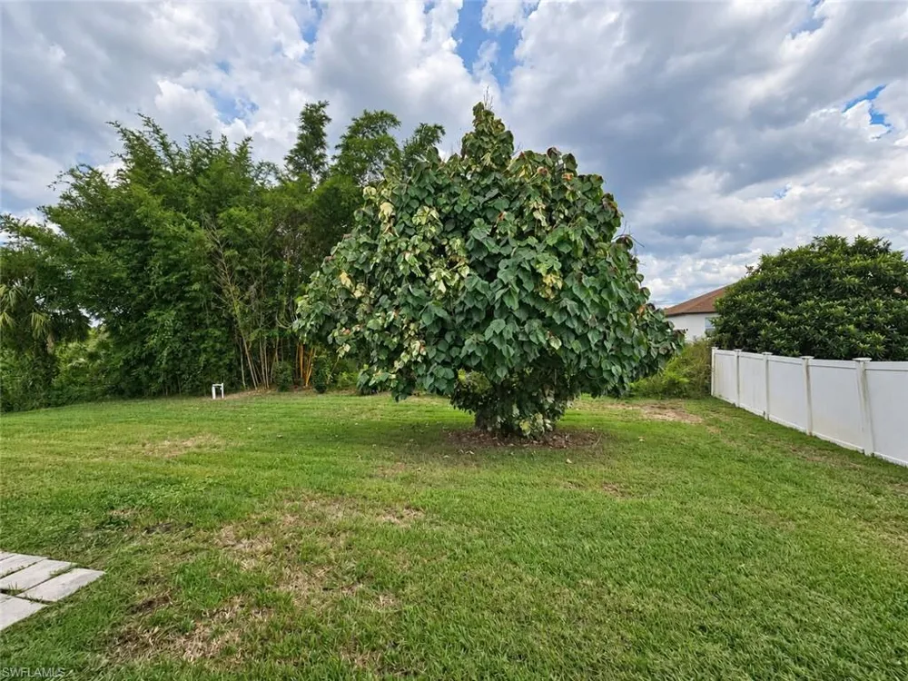 319 Labree Avenue S Lehigh Acres, FL 33974