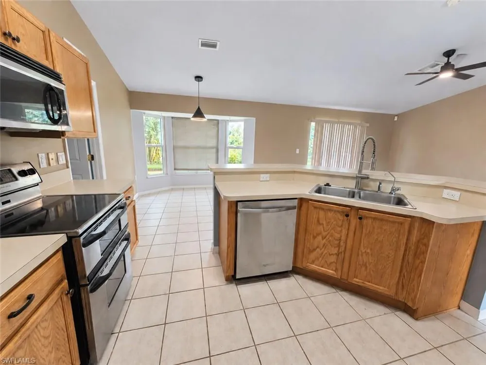 319 Labree Avenue S Lehigh Acres, FL 33974