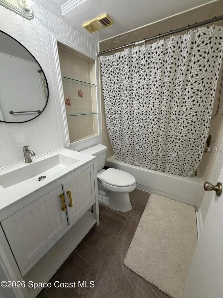 231 CIRCLE DRIVE #4 Cape Canaveral, FL 32920