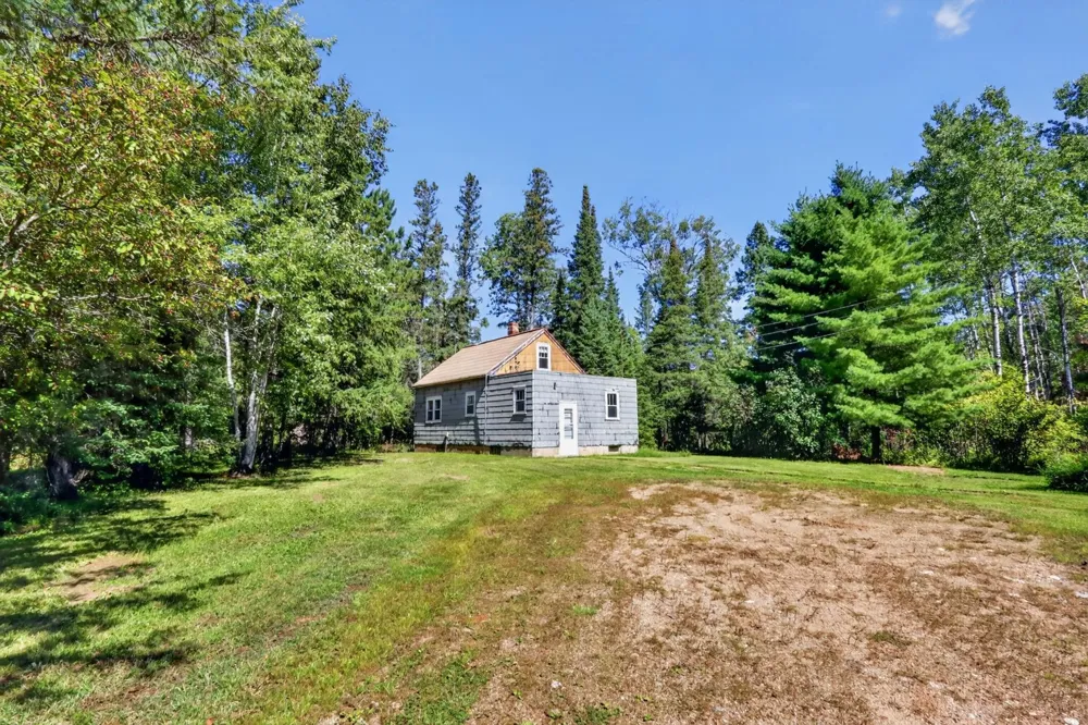4426 Spirit Lake Road Mountain Iron, MN 55768