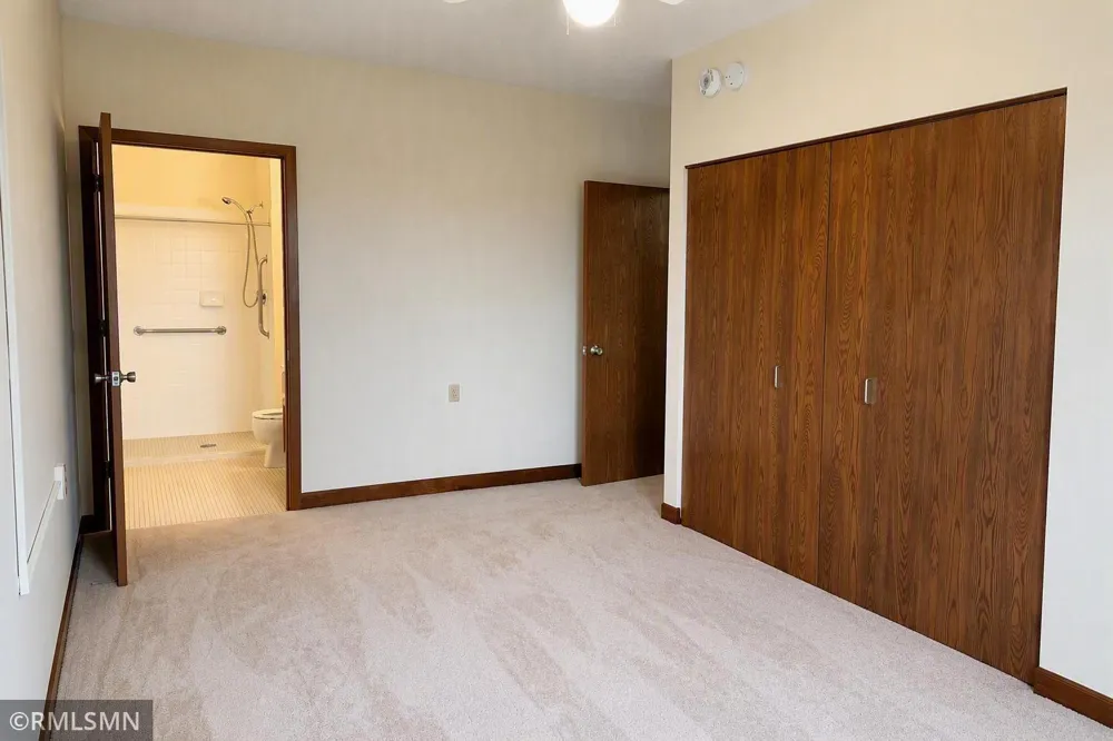 7600 Golden Valley Road #612 Golden Valley, MN 55427