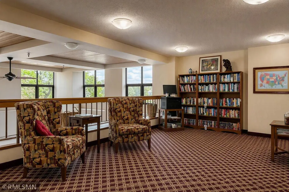 7600 Golden Valley Road #612 Golden Valley, MN 55427