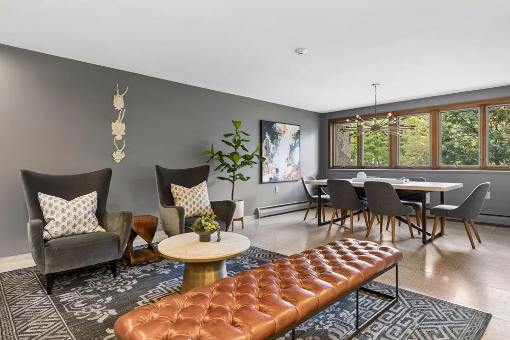 2928 Dean Parkway #5L Minneapolis, MN 55416