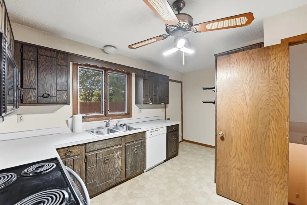 1720 10th Avenue SE Saint Cloud, MN 56304