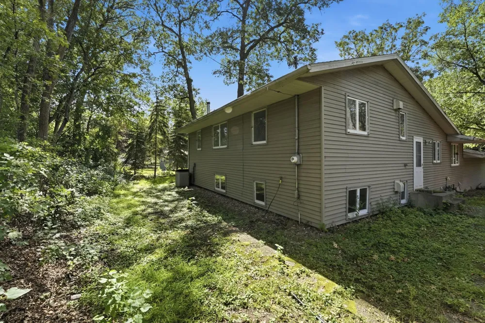1720 10th Avenue SE Saint Cloud, MN 56304