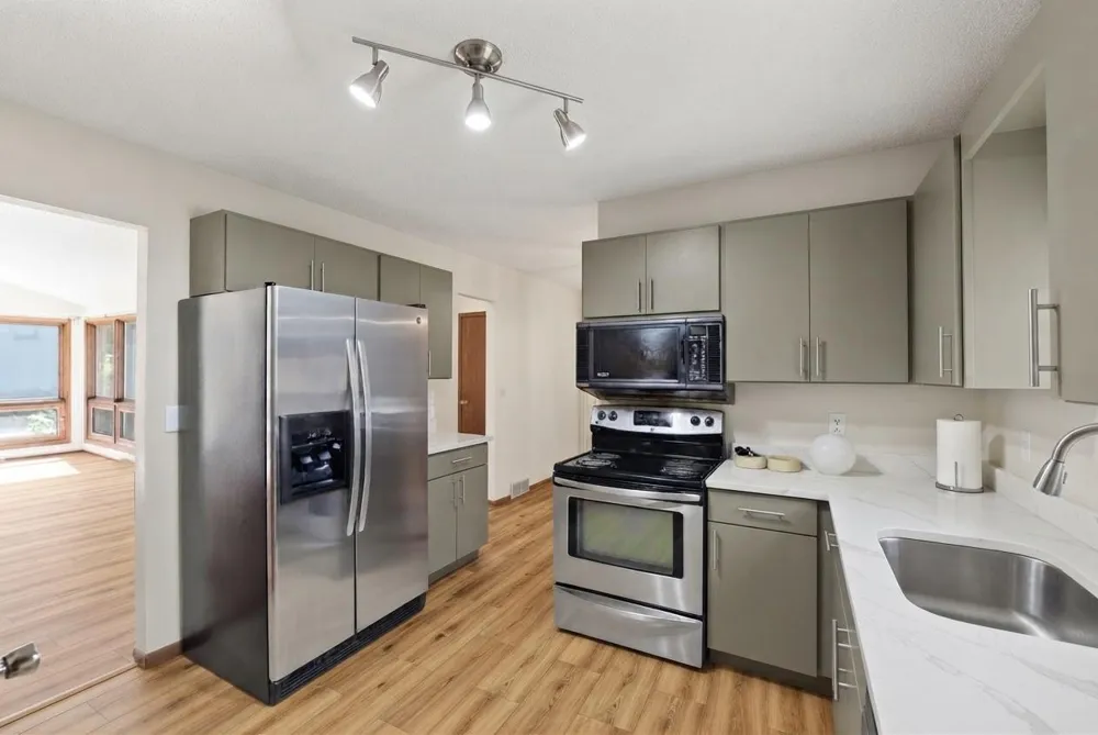 1720 10th Avenue SE Saint Cloud, MN 56304