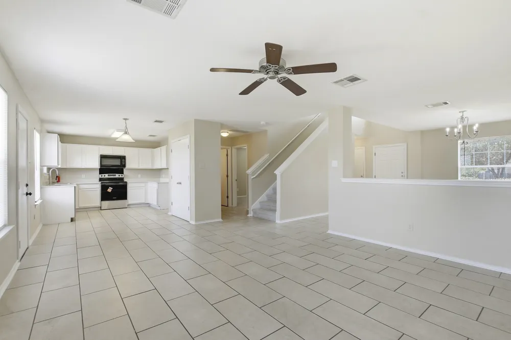289 Drystone Trail Liberty Hill, TX 78642