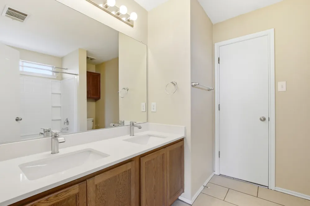 289 Drystone Trail Liberty Hill, TX 78642