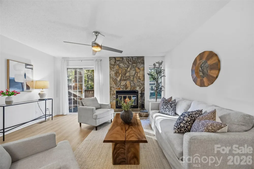 8112 Circle Tree Lane Charlotte, NC 28277