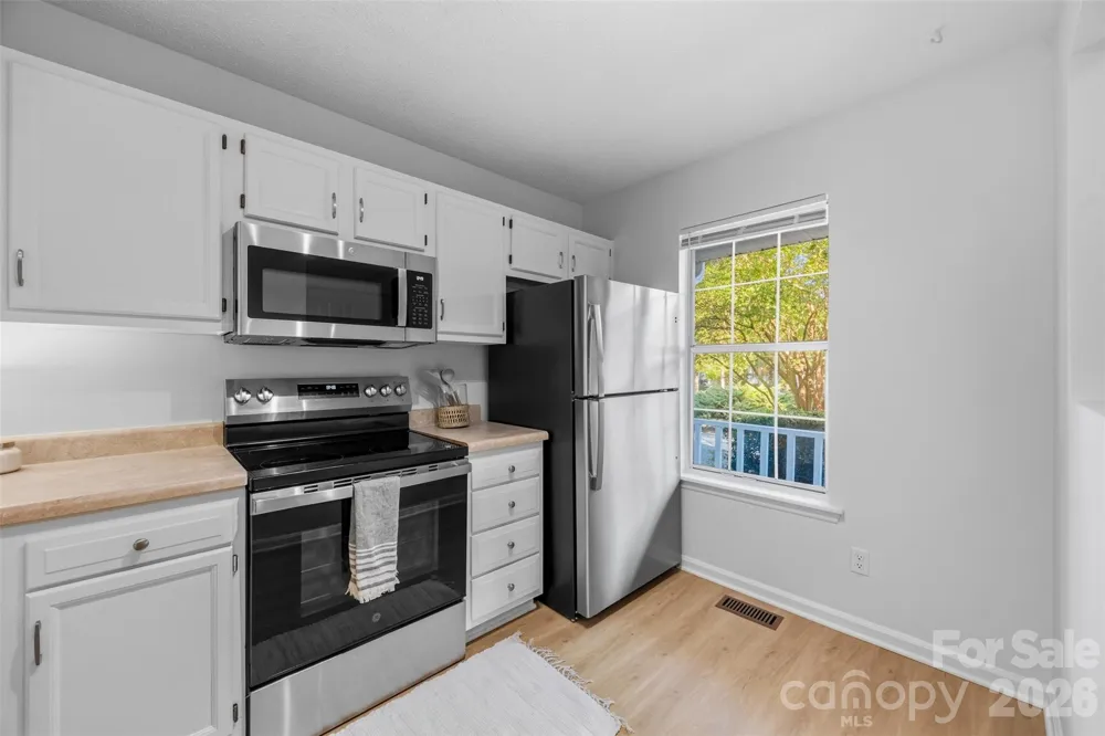 8112 Circle Tree Lane Charlotte, NC 28277
