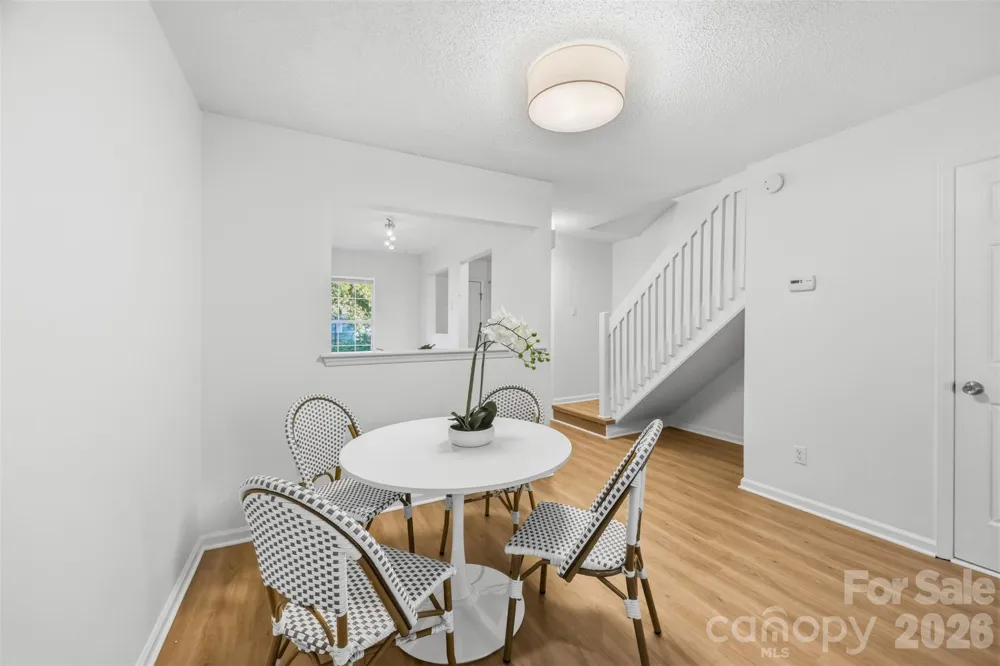 8112 Circle Tree Lane Charlotte, NC 28277