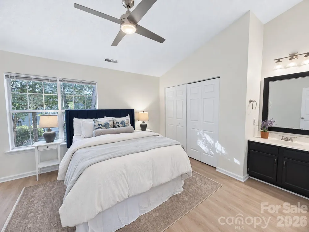 8112 Circle Tree Lane Charlotte, NC 28277