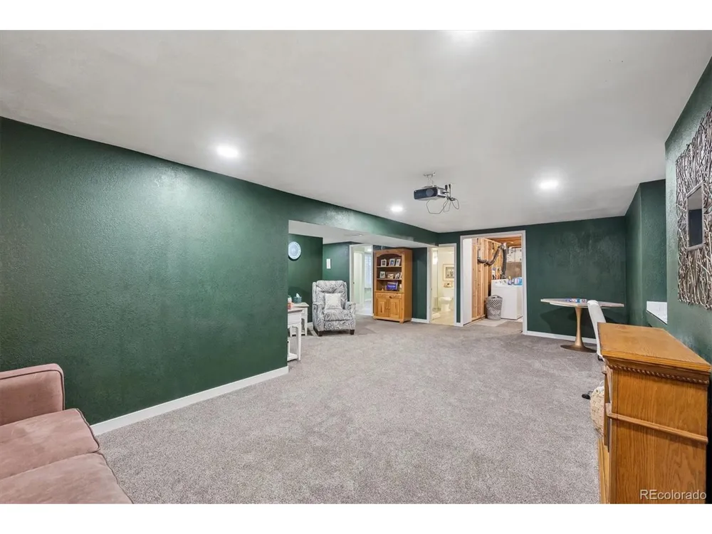 12044 E Maple Avenue Aurora, CO 80012