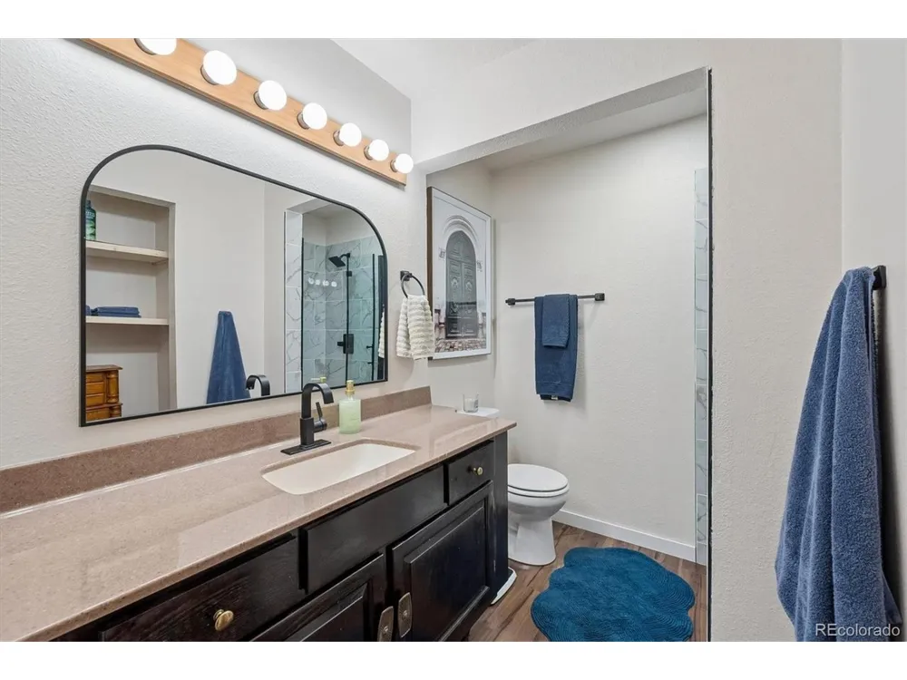 12044 E Maple Avenue Aurora, CO 80012