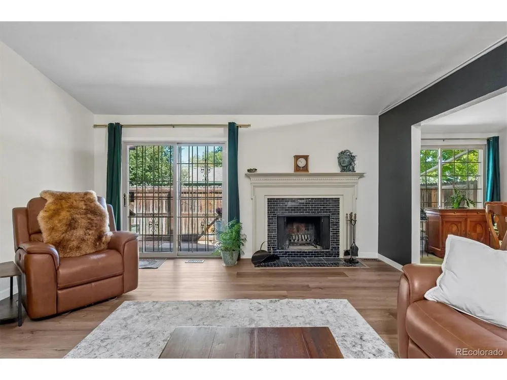 12044 E Maple Avenue Aurora, CO 80012
