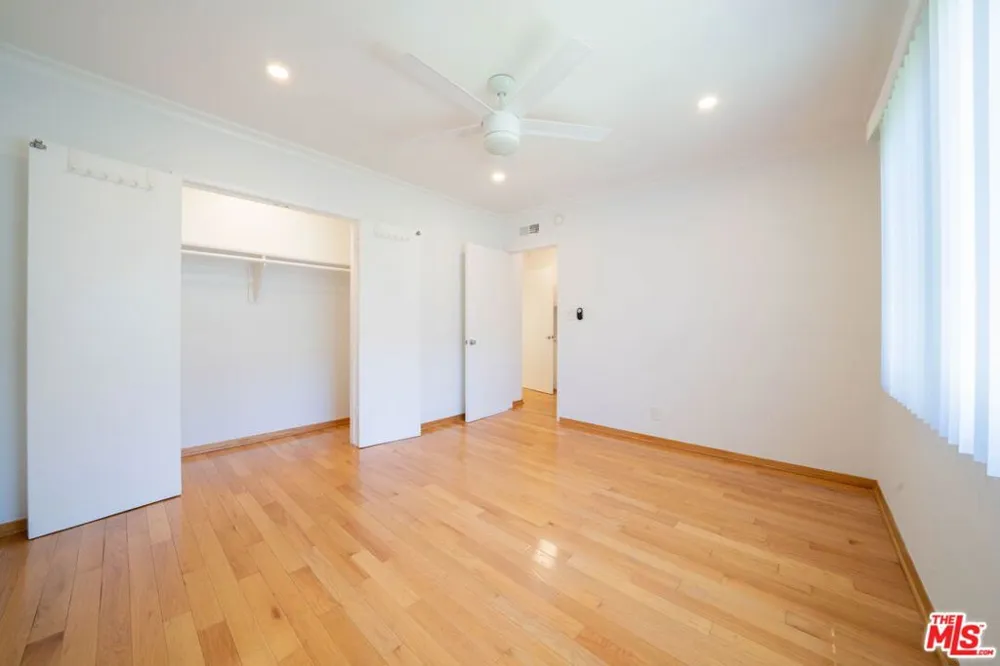 1037 11th Street #6 Santa Monica, CA 90403