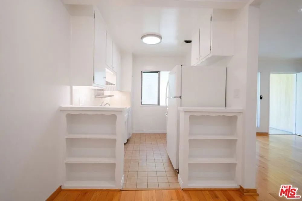 1037 11th Street #6 Santa Monica, CA 90403