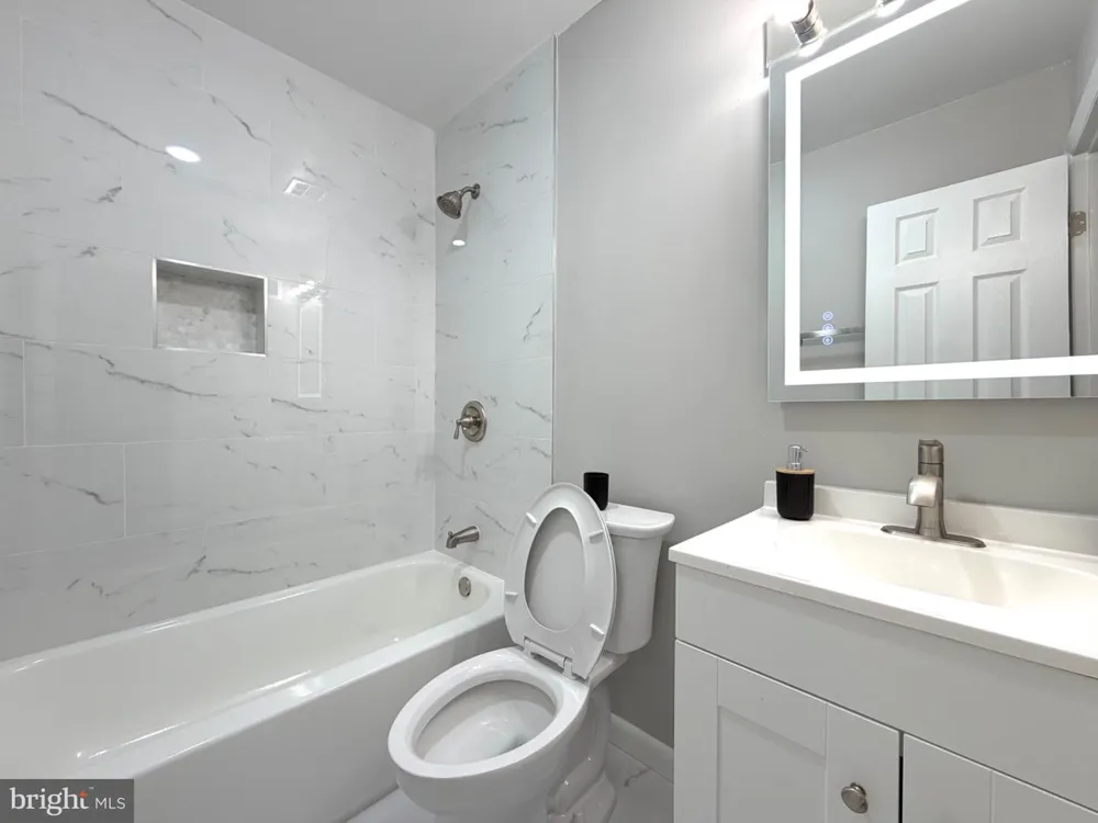 2402 JOSEPH DRIVE Clinton, MD 20735