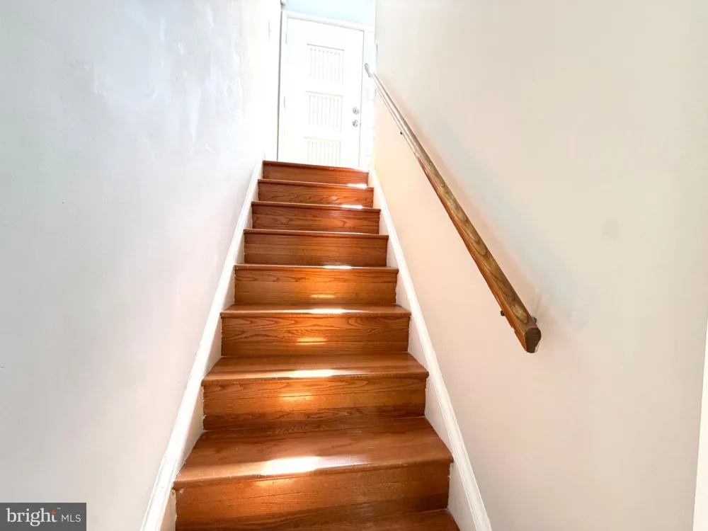2402 JOSEPH DRIVE Clinton, MD 20735