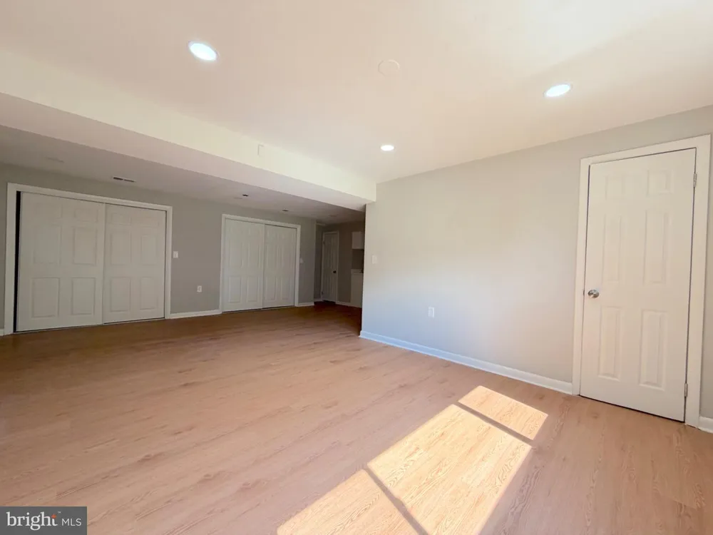 2402 JOSEPH DRIVE Clinton, MD 20735