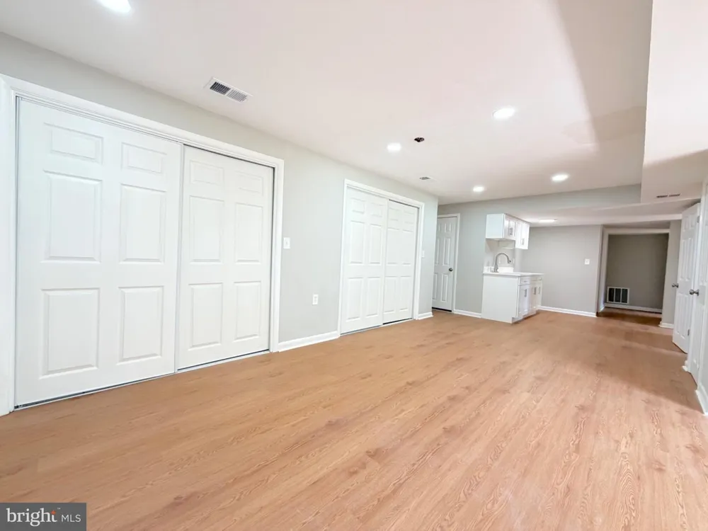 2402 JOSEPH DRIVE Clinton, MD 20735