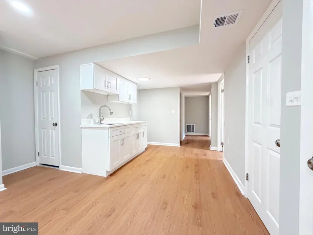 2402 JOSEPH DRIVE Clinton, MD 20735