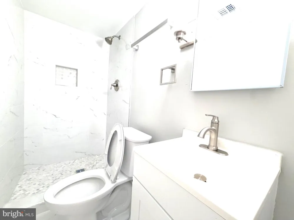 2402 JOSEPH DRIVE Clinton, MD 20735